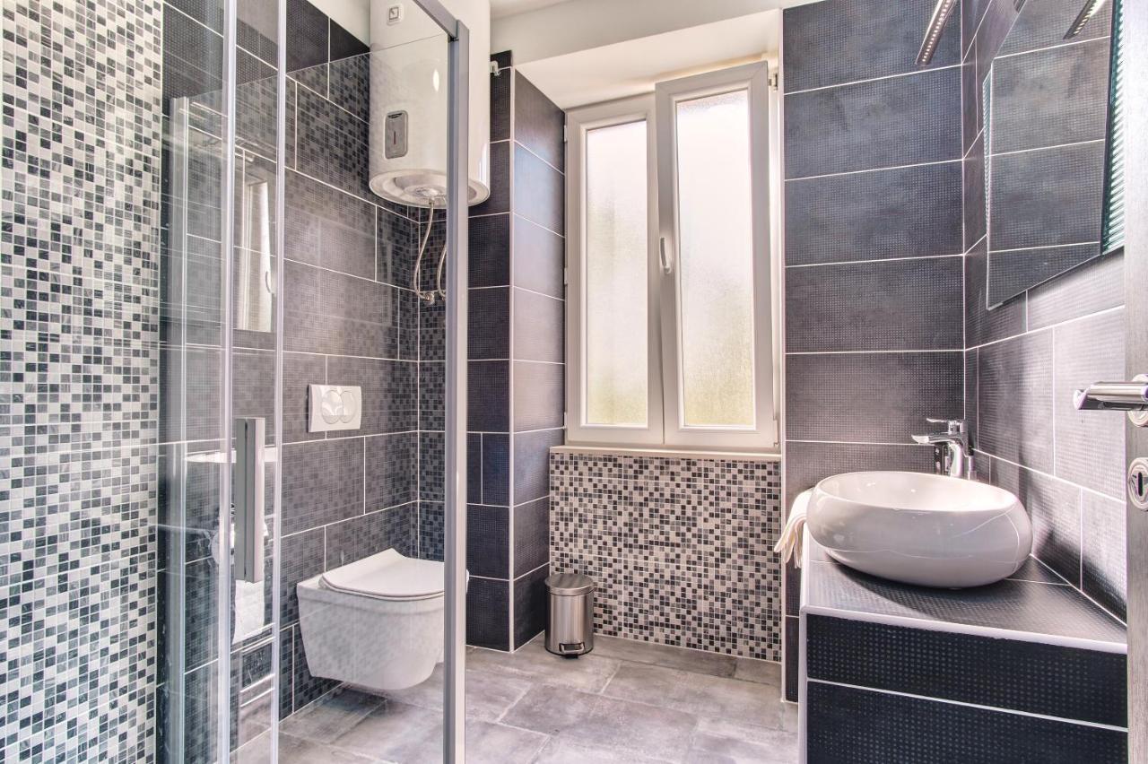Skygarden House Apartment มาลีโลชินจ์ ภายนอก รูปภาพ